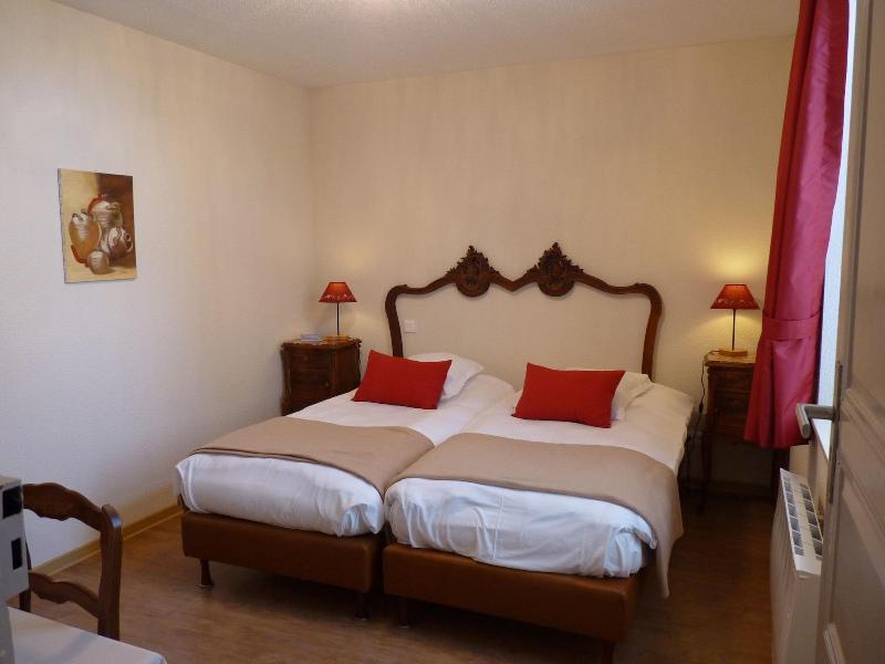 Logis Hotel Notre-Dame De Bonne Fontaine Danne-et-Quatre-Vents Eksteriør billede